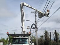 Los trabajos de CGE apuntan a mejoras para usuarios de la red eléctrica de ambas comunas.