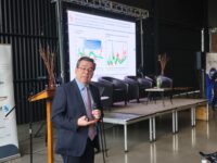 En un encuentro convocado por Pro O'Higgins en Machalí, el consejero del ente emisor, Luis Felipe Céspedes, expuso las conclusiones del IPoM de septiembre, advirtiendo sobre la debilidad del mercado laboral y los desafíos productivos que enfrentan la minería, la agricultura y la construcción en la zona.
