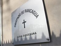 No estaría autorizado para celebrar sacramentos en nombre de la institución y el año pasado en Valparaíso también se hizo una advertencia en ese sentido.