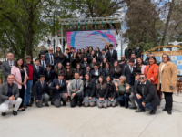Con una jornada marcada por la emoción, la literatura y la música, el proyecto Bitácora Sonora 2026 —financiado por el Fondo del Libro del Ministerio de las Culturas, las Artes y el Patrimonio— celebró el gran hito de cierre en Quinta de Tilcoco, presentando su libro homónimo desarrollado junto a niños, niñas y jóvenes de la Escuela Jaime Feldman Miller.