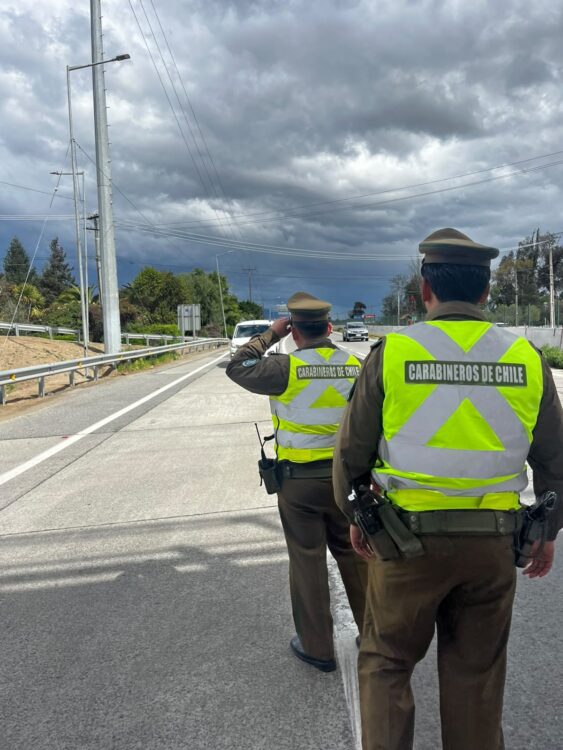 Detienen a conductor que circulaba a 127 km/h en zona de 50 en Ruta 90