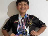 Con solo 12 años, Benjamín Acosta Cárdenas destacó en distintas pruebas de natación disputadas en Santa Marta, logrando cinco podios para Chile.