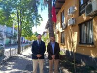 El seremi de Agricultura y la Federación de Agricultores analizan daños y coordinan acciones de cara al comité interinstitucional que se realizará mañana.