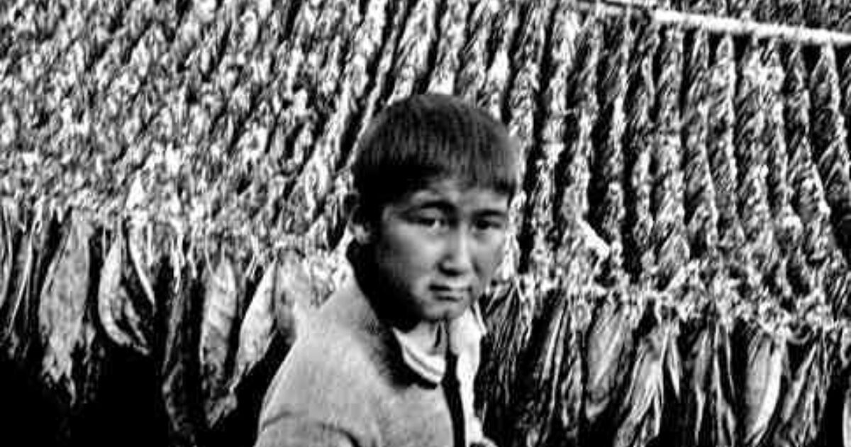 179-year-old tobacco giant sends blunt message to workers Tobacco Giant Philip Morris is Hooked on Child Labor (Video)