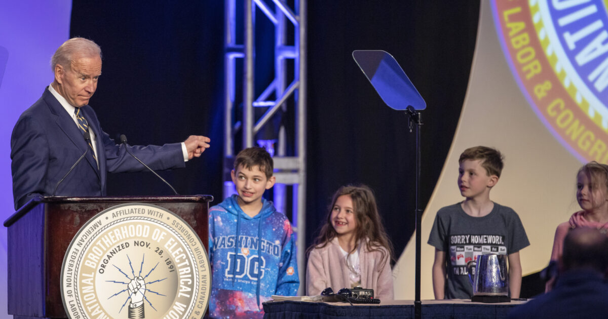 More Than 1,200 IBEW Members Call on Union Leadership to Retract Biden More Than 1,200 IBEW Members Call on Union Leadership to Retract Biden