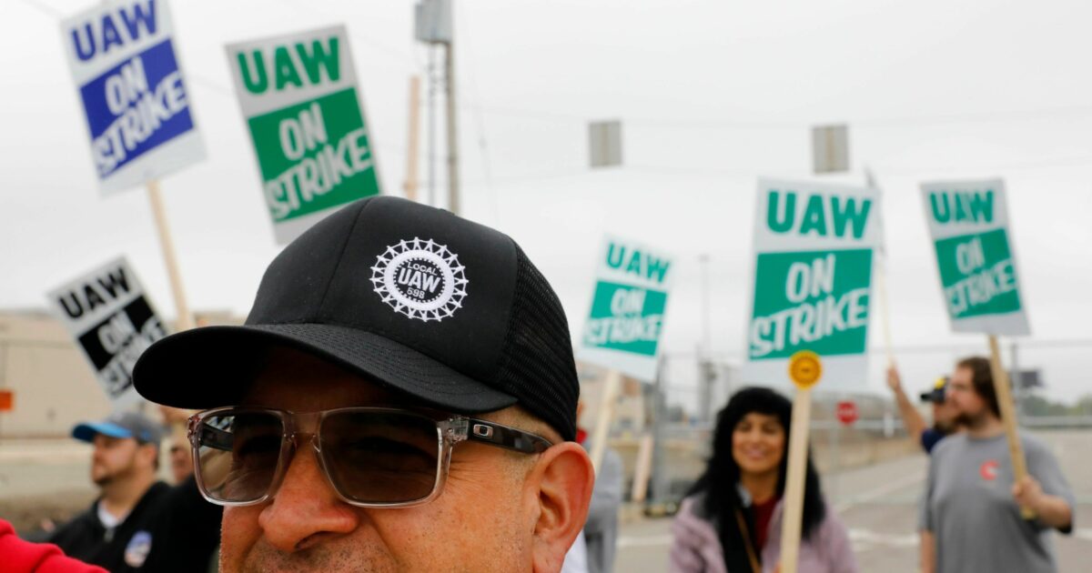 The Strike Against General Motors Is One Front in a Much Larger Class