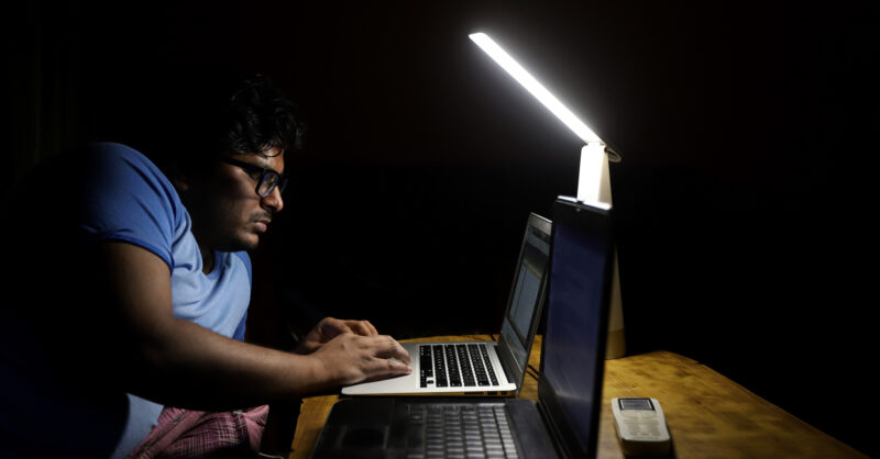 software for tracking monitoring mac personal computer snooping on company server