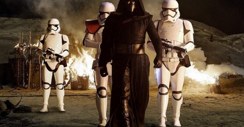 洋画・外国映画 StarWars costumes What to Wear to See Star Wars: The Force Awakens | Vogue