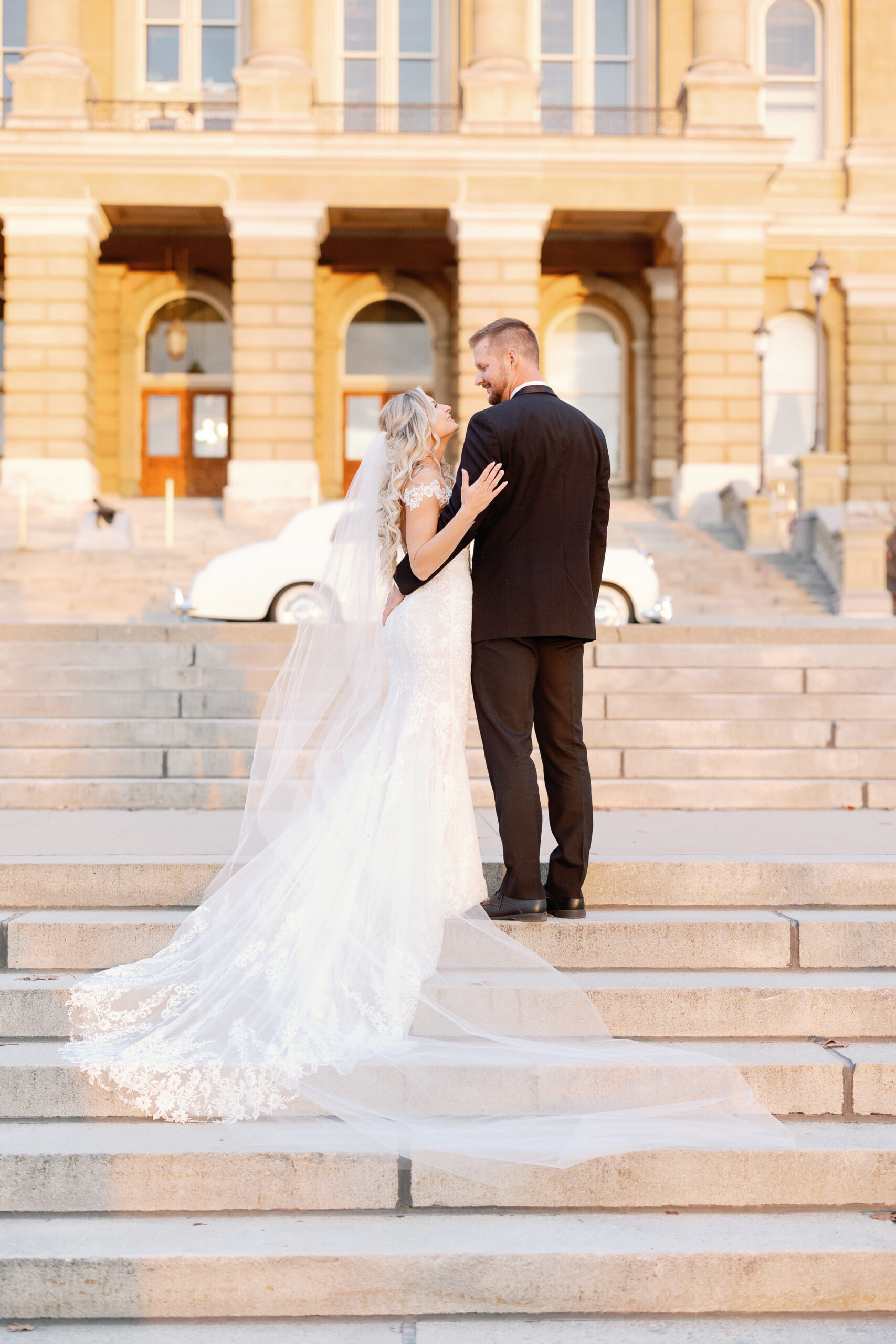 Temple for performing arts wedding in Des Moines