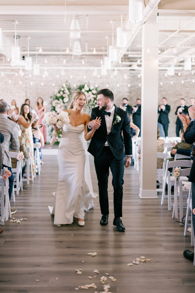 Blush wedding at Toast in Ankeny