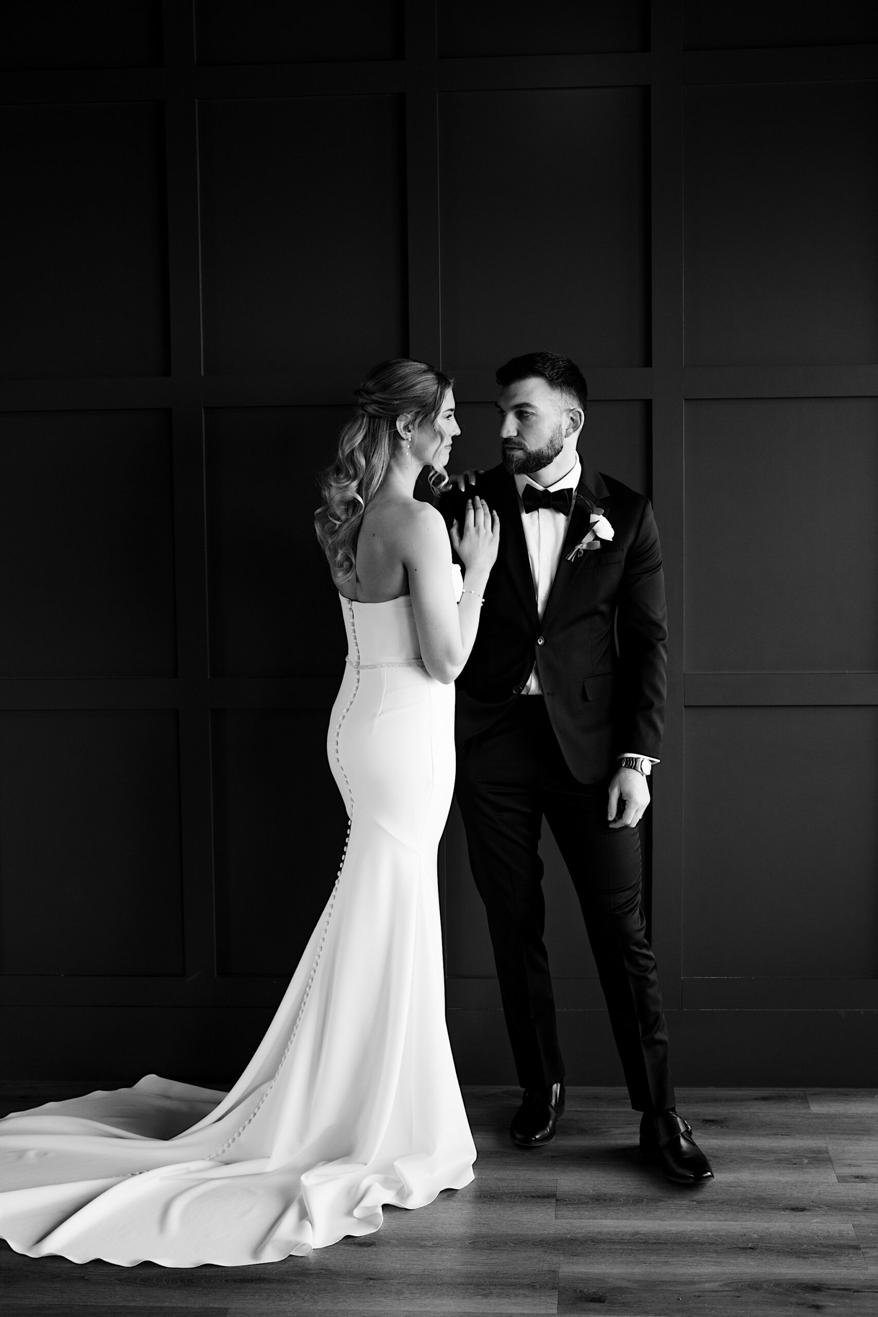 Toast wedding photos in Des Moines