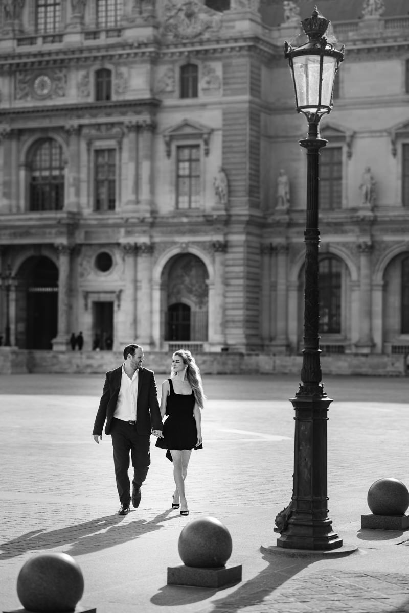 Louvre Paris engagement photos