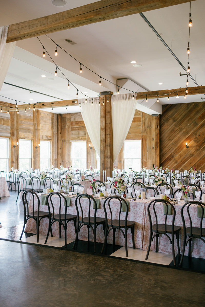 Wilson's Ciderhouse elegant wedding reception in iowa city