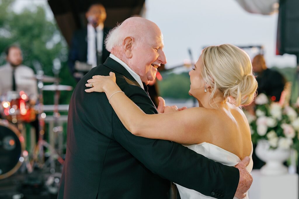 glen oaks wedding dancing