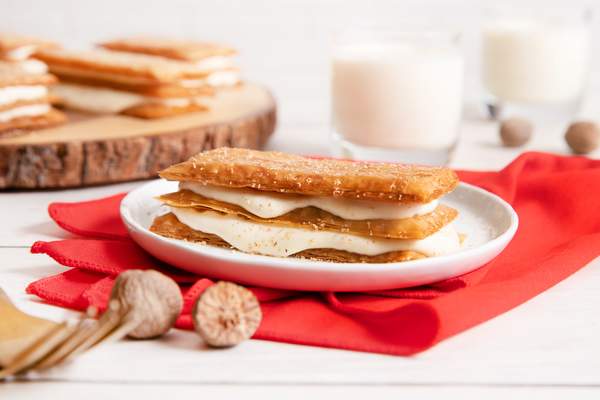 Phyllo Napoleons with Eggnog Pastry Cream