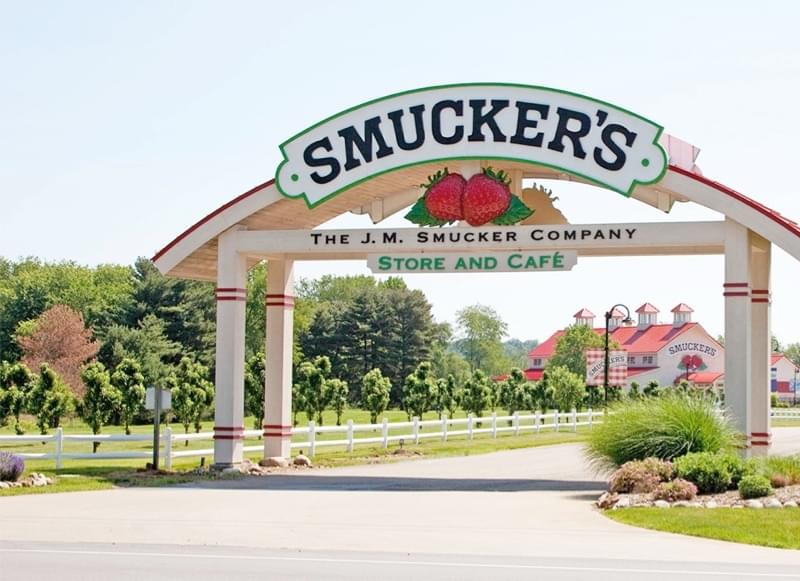 Smucker Store Sign