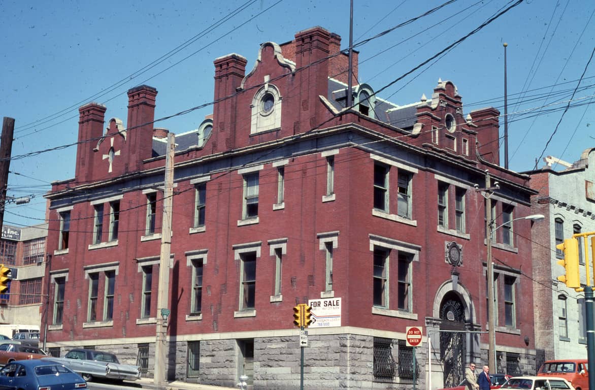 imperial tobacco headquarters Vintage Richmond) — showing the Imperial Tobacco Company building that  replaced the former Allen & Ginter warehouse in 1904, itself demolished in  the late 70s