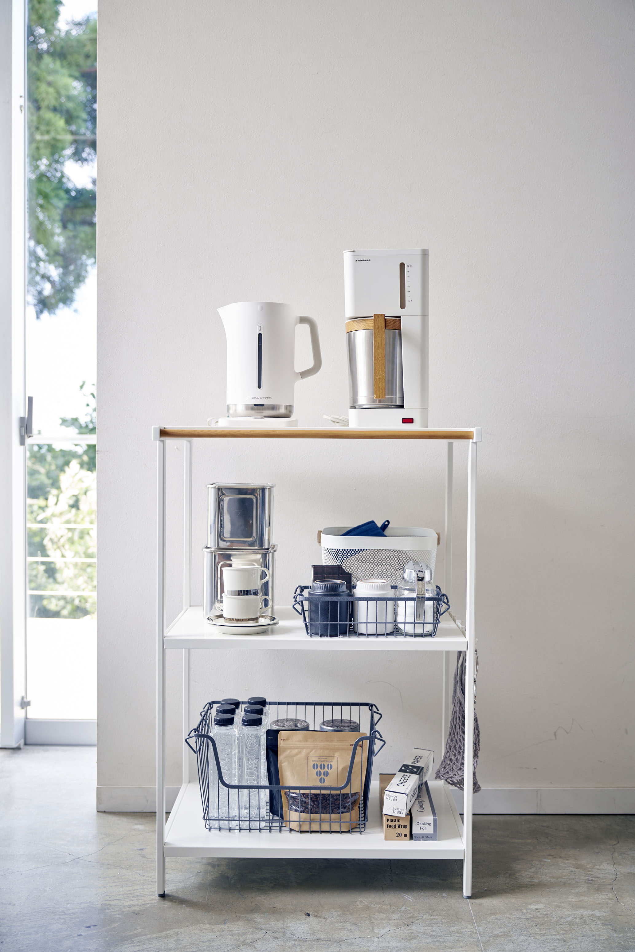 YAMAZAKI Home Tower Glass Drainer - Compact White Drying Rack For Mugs & Glasses