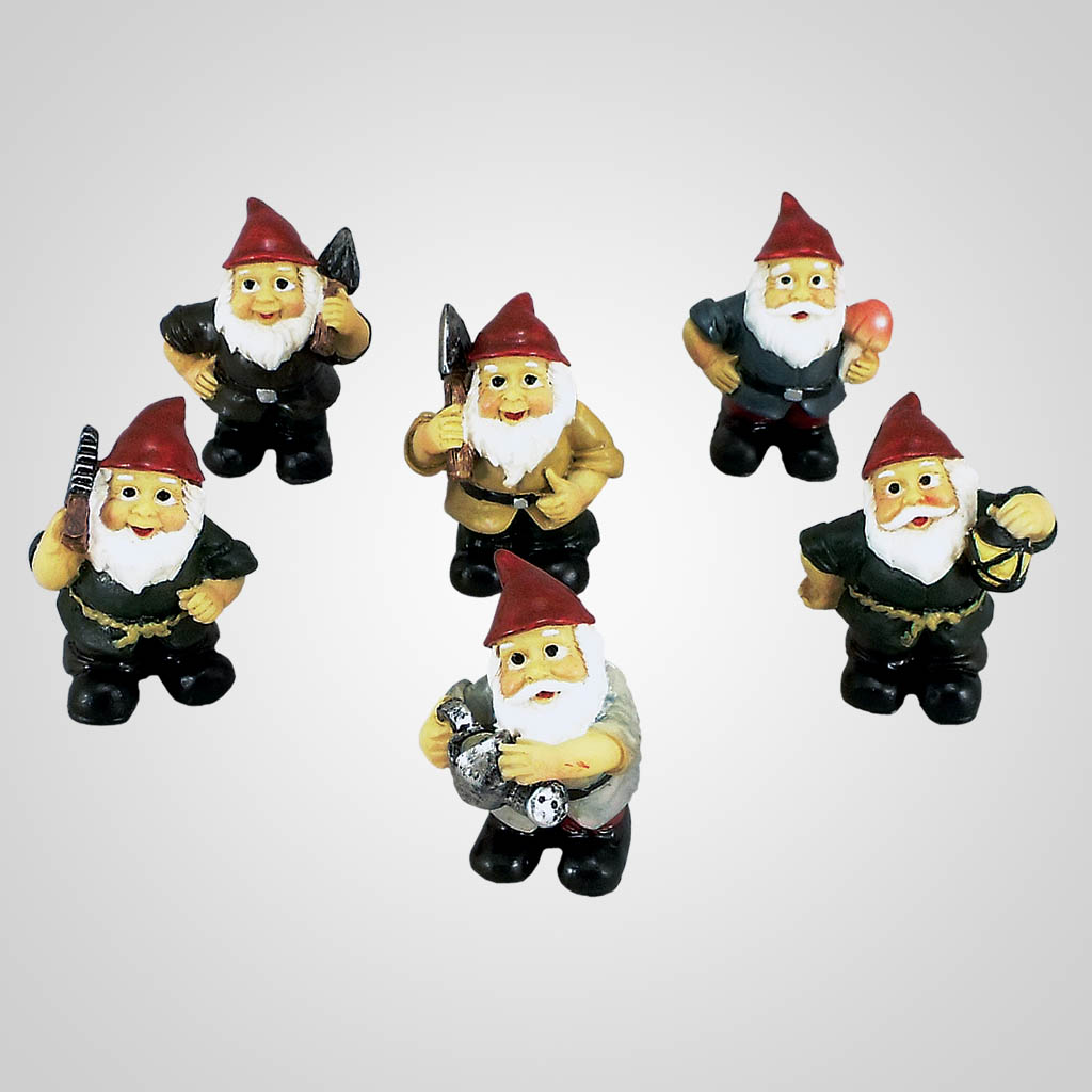 18557 Small Garden Gnome Lipco
