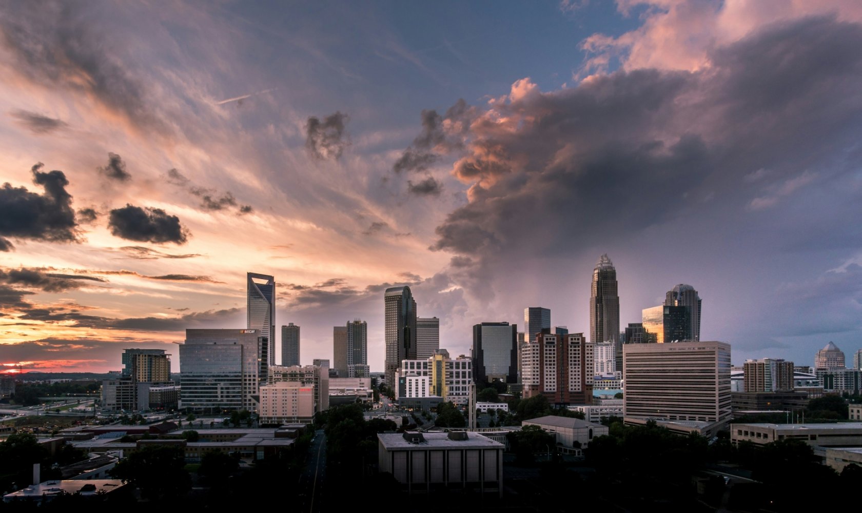 Charlotte nc daniel weiss aj2 Os9m Yg JU unsplash