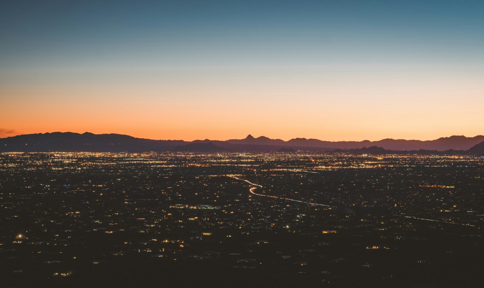 Tucson az andrew schultz vg Ro Xf7 Z8o E unsplash
