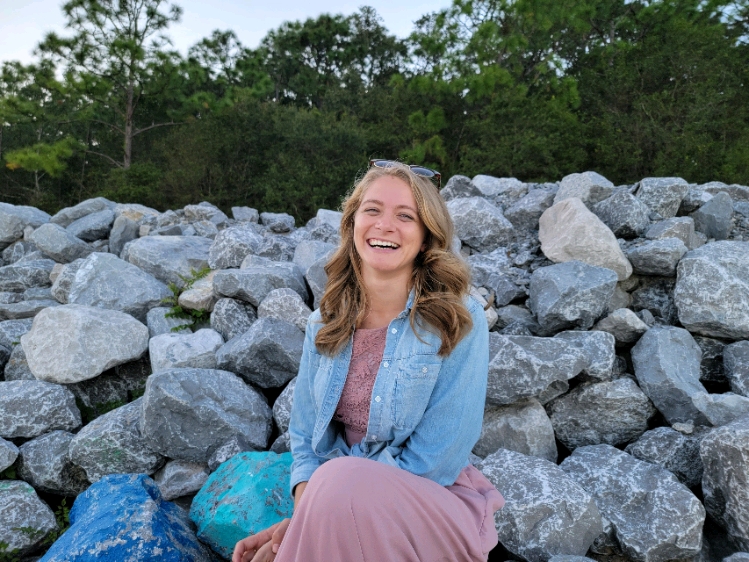 <center><b>Jesus Christ Paid My Debt</b><br><I>-Abigail Wilhite</i></center> abbie wilhite