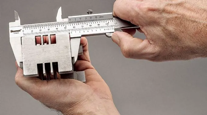 PAQUÍMETRO ANALÓGICO 200MM X 0,05MM STARRETT 125MEB-8/200