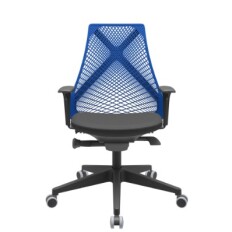 Bix Presidente Tela Azul / Rodízios PU 55mm / Bases/Estruturas Piramidal / Mecanismos Autocompensador / Apoios de braço Regulável