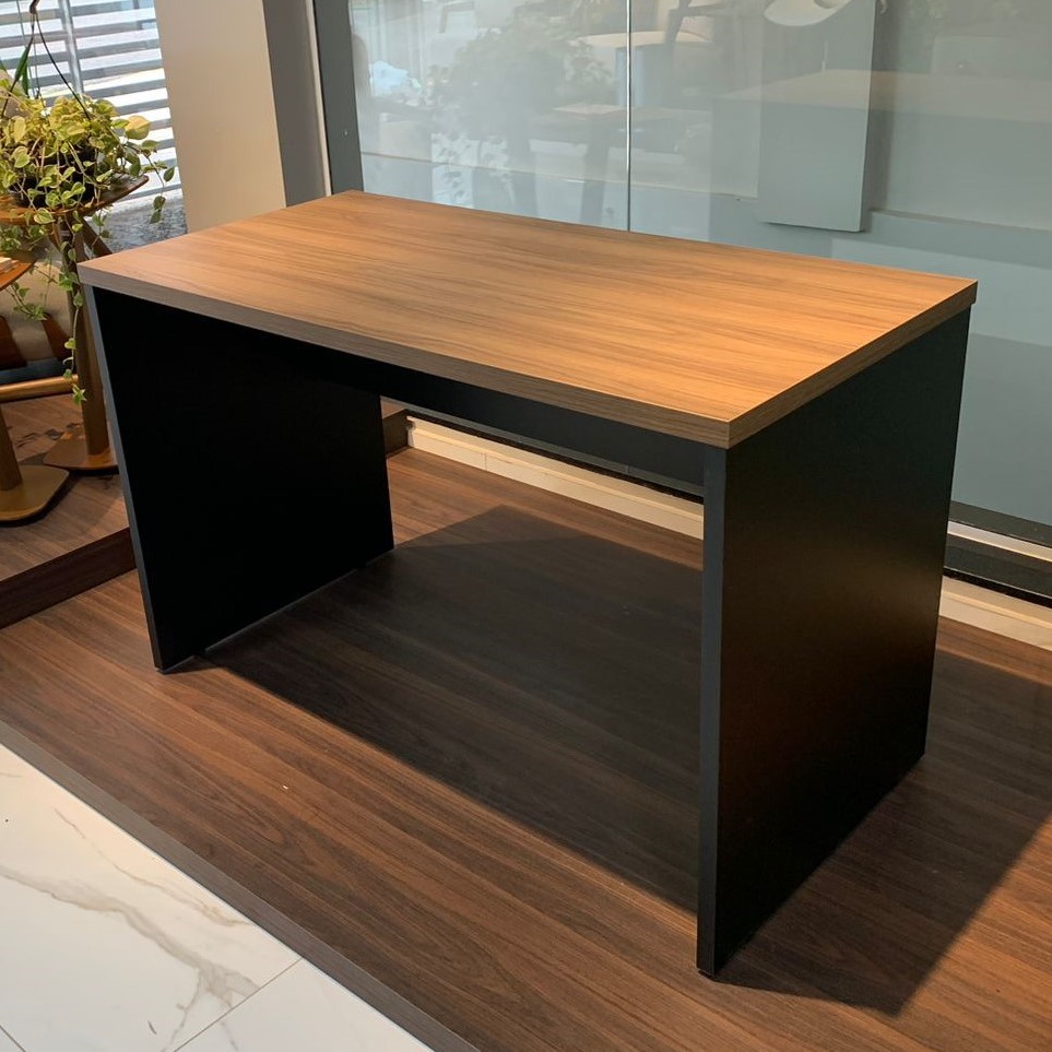 Mesa Reta Pé Painel - MDP 30mm - 1000mm x 600mm x 750mm M30 MARANELLO