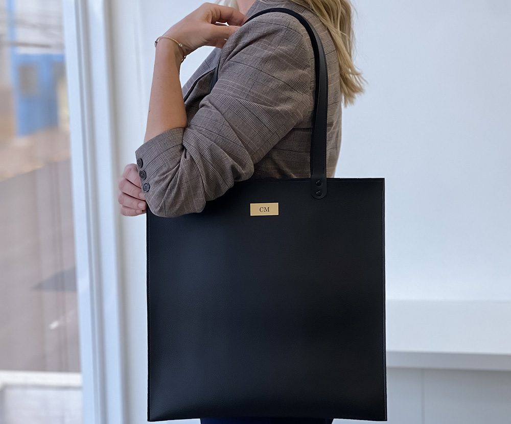 Bolsa Daniela Personalizada em couro sintético