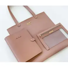Kit com Bolsa, necessaire e planner com sacola para presente