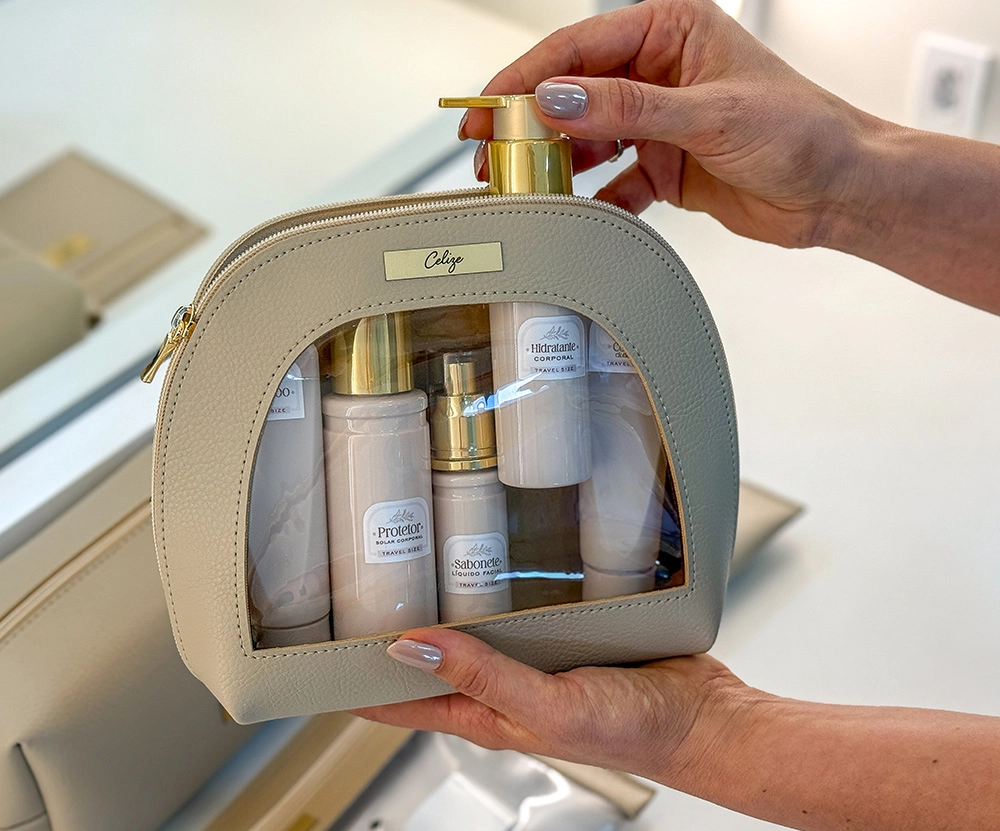 Kit Necessaires de Viagem com Caixa para Presente
