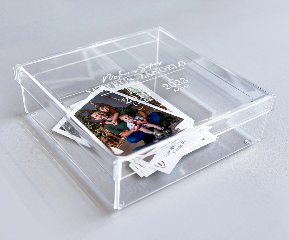 Caixa de Memórias MELHORES SAFRAS Acrílico Cristal - 20 x 20 cm 