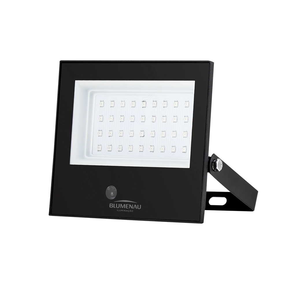 Refletor de LED 30W 3000K IP66 Bivolt Blumenau