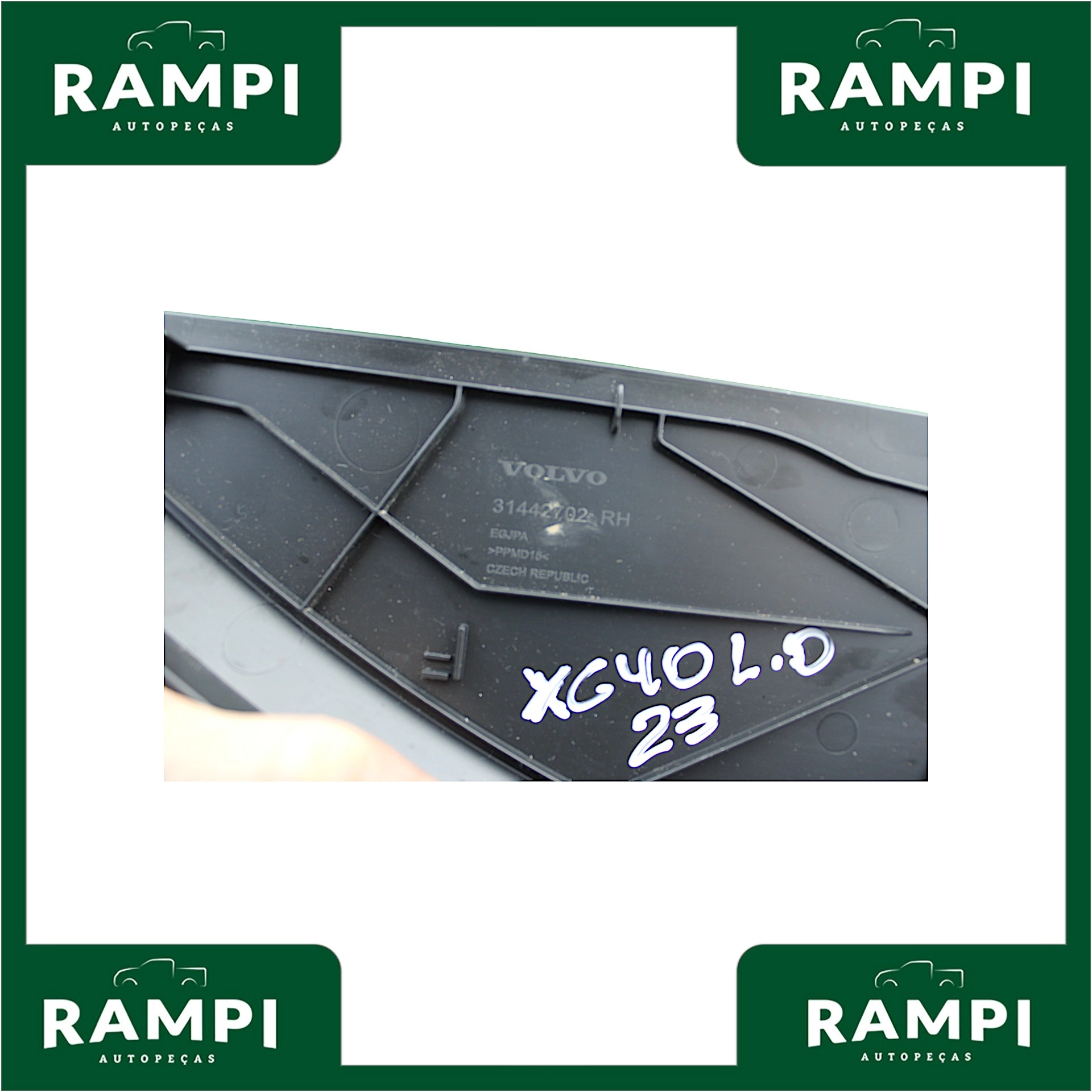Acabamento Tampa Tabelier Painel Direito Volvo Xc40 2023 31442702 