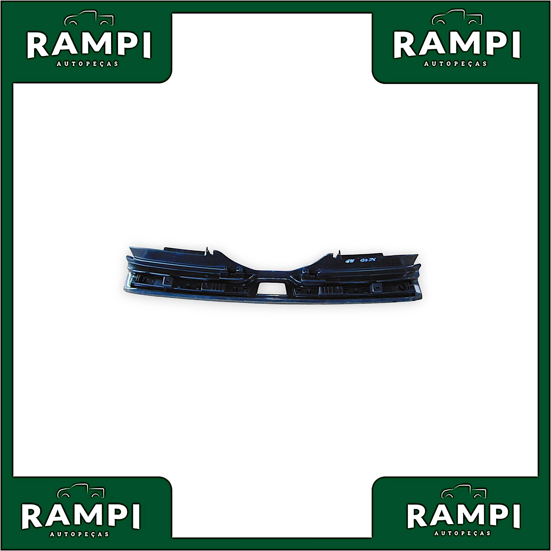 Moldura Porta Mala Fechadura Traseira Volvo XC40 2023