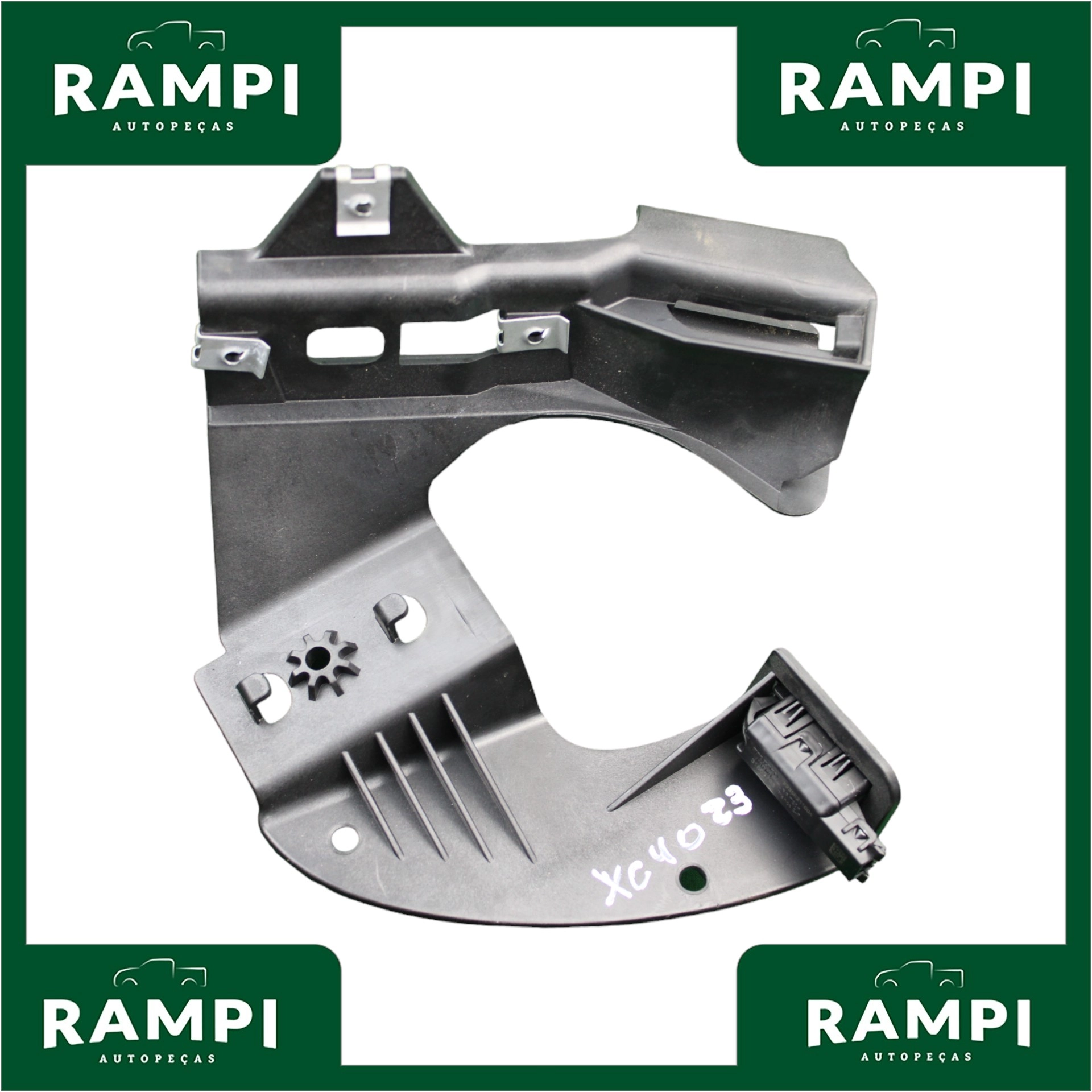 Suporte Painel de Instrumentos Volvo XC40 2023 31651111