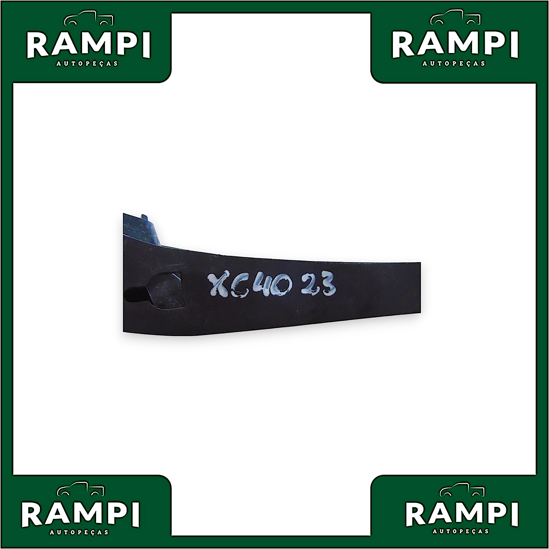 alargador Lado Direito Volvo XC40 2023 32289704
