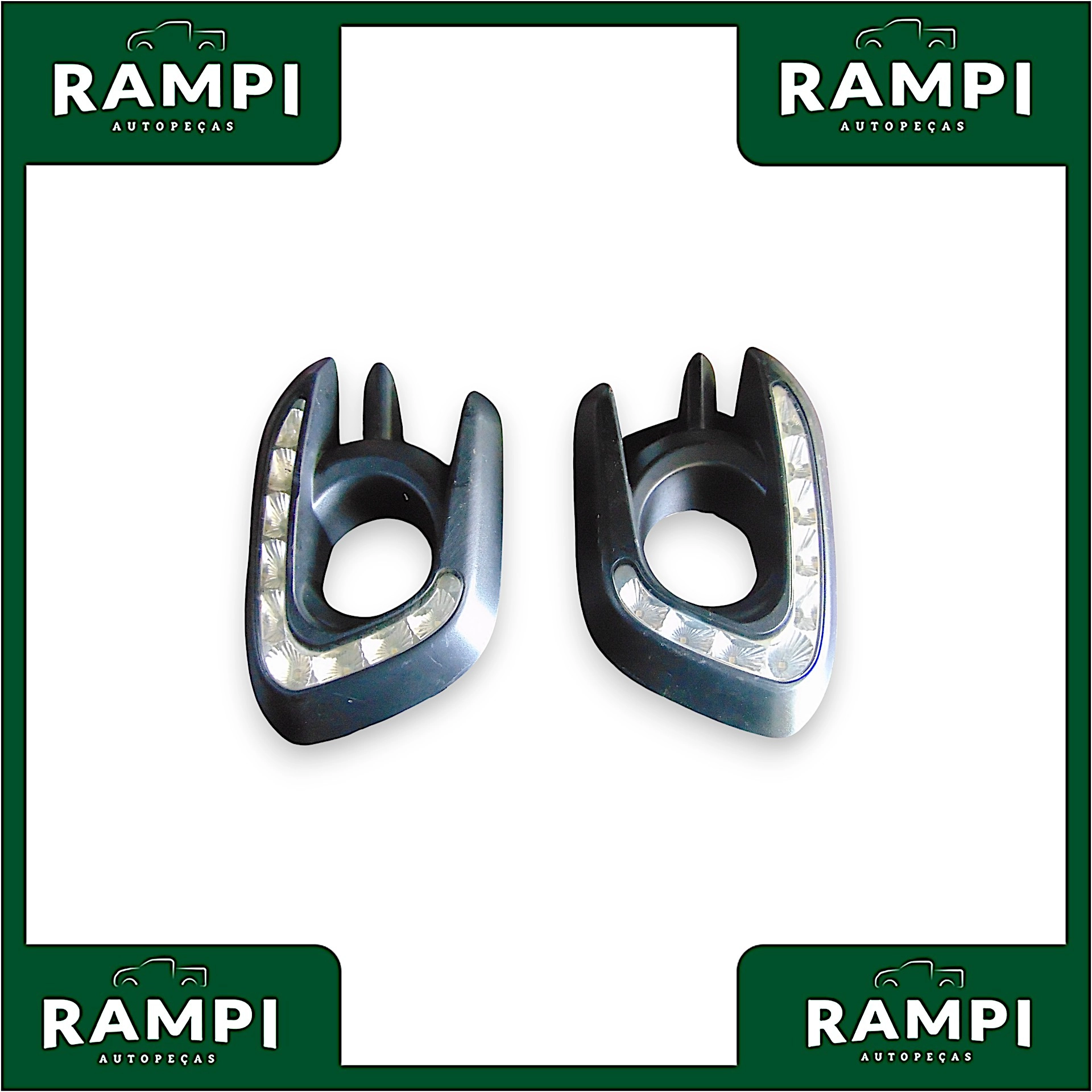 Moldura Farol Milha Mitsubishi Pajero Dakar 2012