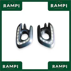 Moldura Farol Milha  Mitsubishi Pajero Dakar 2012 