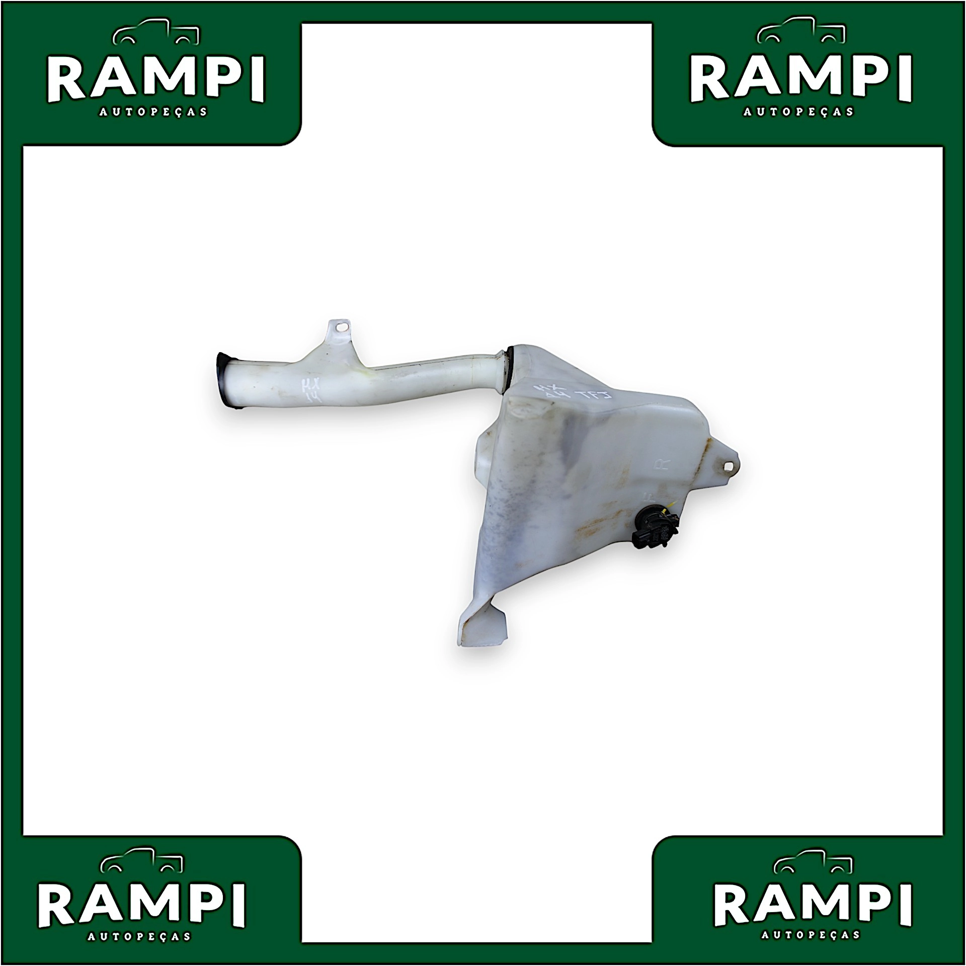 Reservatorio esguicho de Agua Toyota Hilux 2008