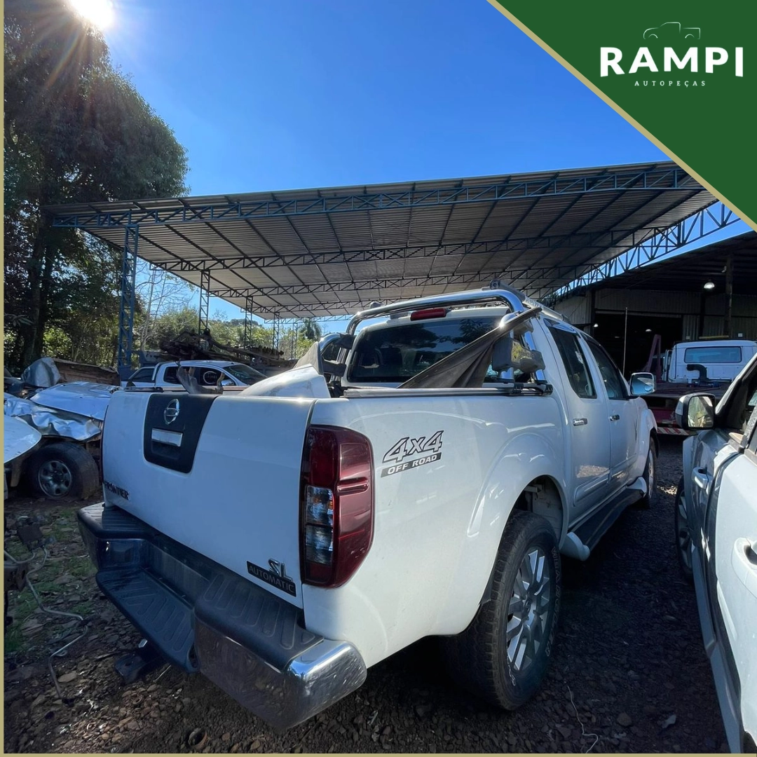 Nissan Frontier 2014 2.5 Aut. 4x4 Diesel 190cv