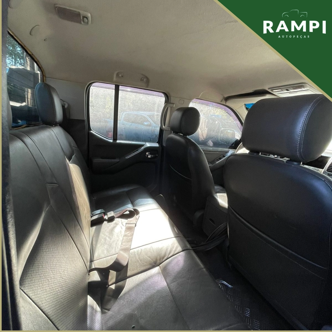 Nissan Frontier 2014 2.5 Aut. 4x4 Diesel 190cv