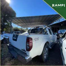Nissan Frontier 2014 2.5 Aut. 4x4 Diesel 190cv