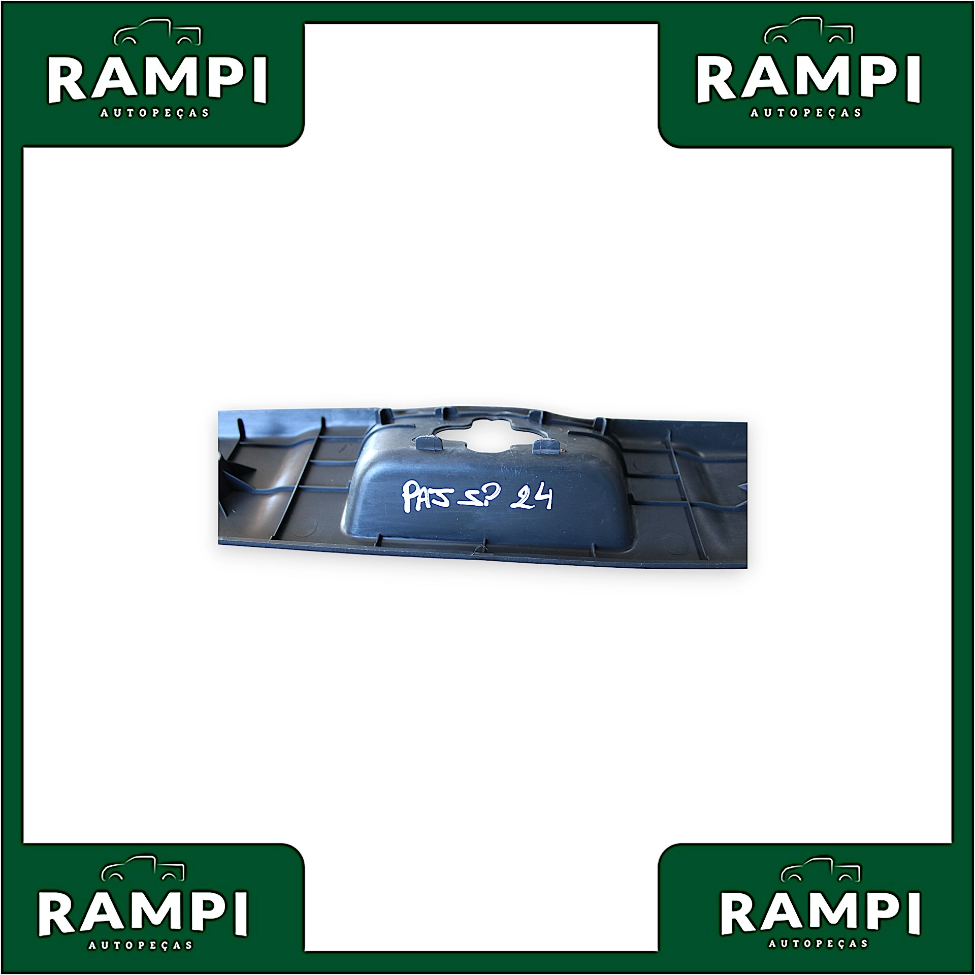 Acabamento Porta Malas Mitsubishi Pajero Sport 2024 7240A214ZZ 