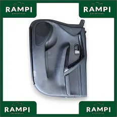 Forro de Porta Dianteiro Direito Mitsubishi Pajero Sport 2024