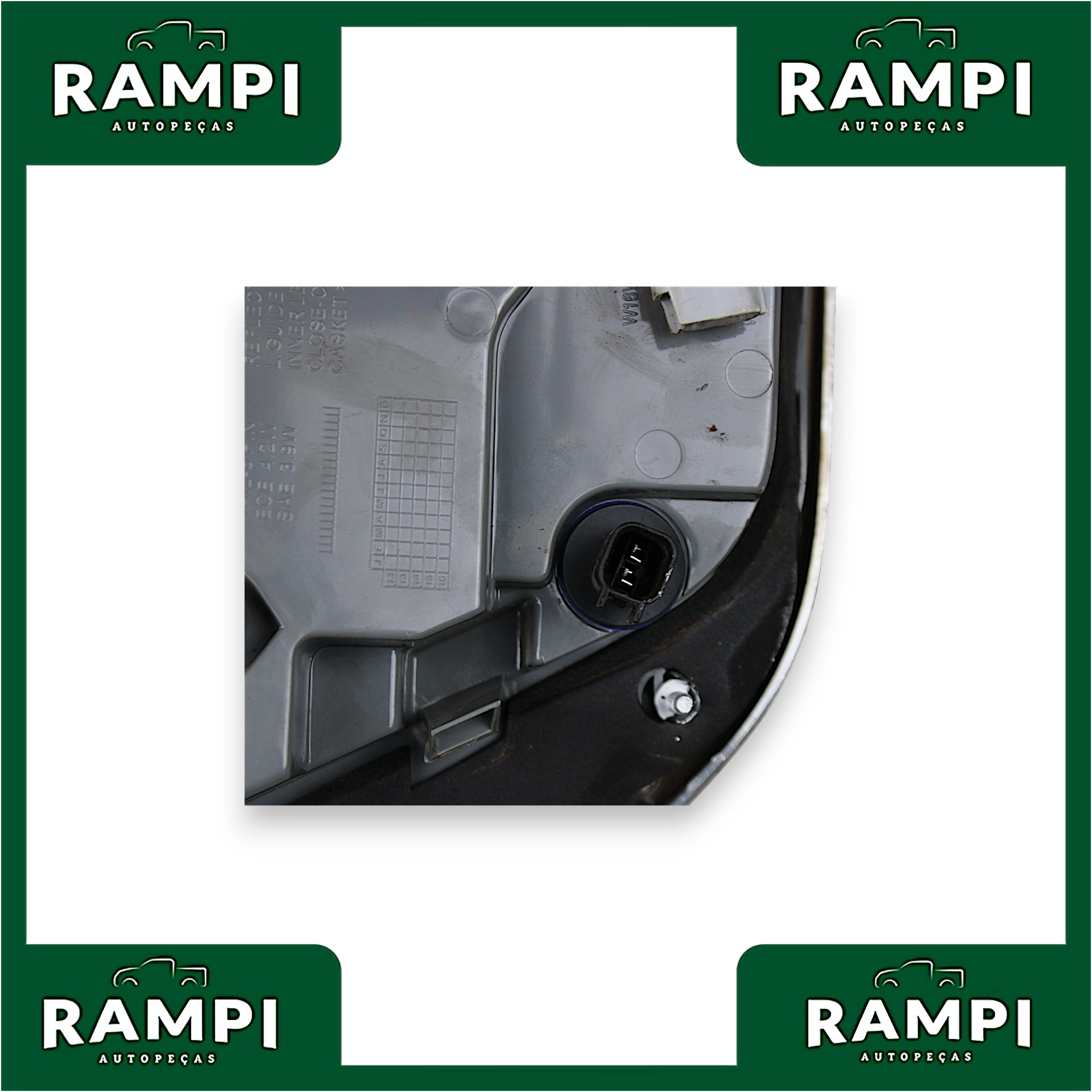 Lanterna Traseira Esquerda Jeep Grand Cherokee 2014