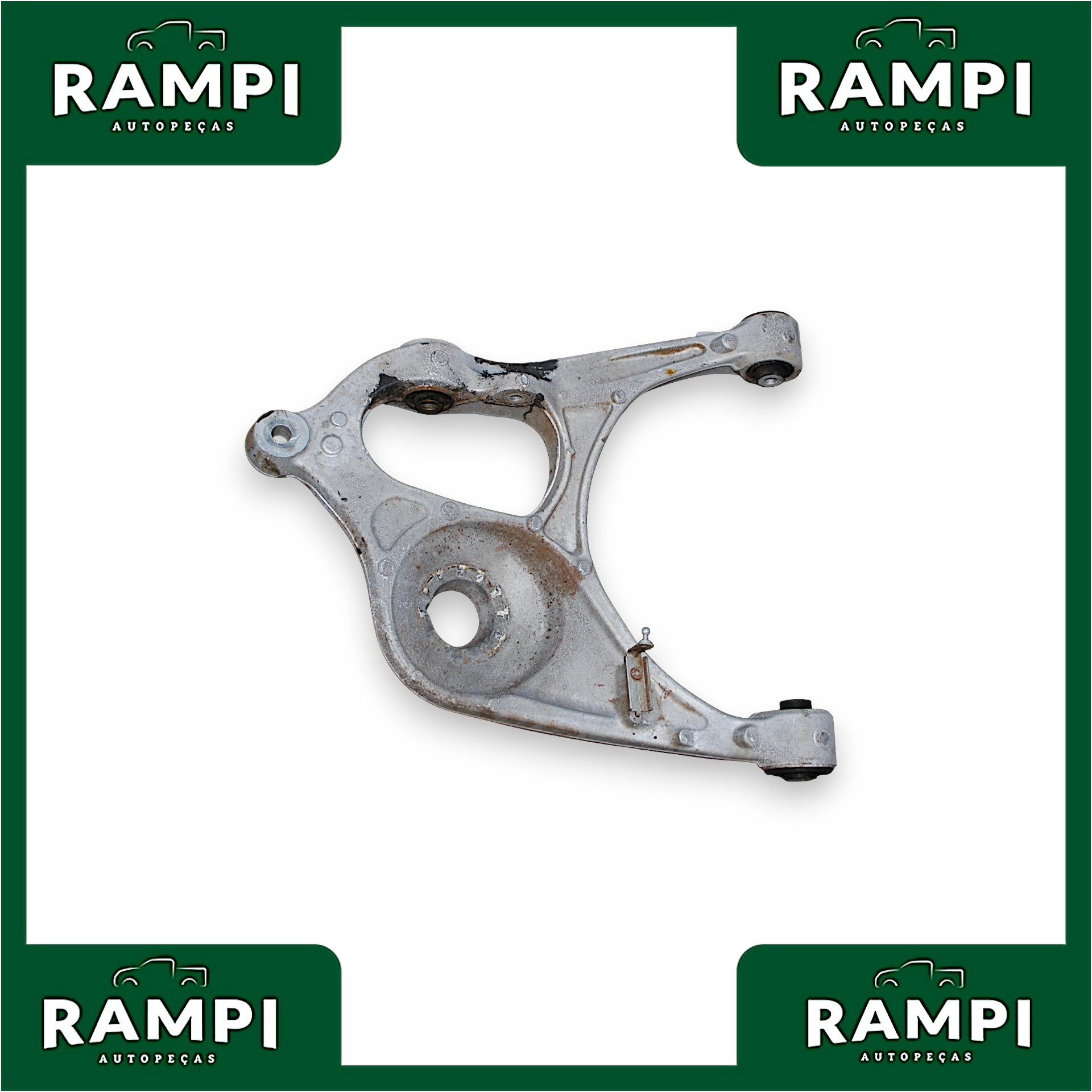 Bandeja Traseira DIREITA Jeep Grand Cherokee 2014 3.0 52124814ad