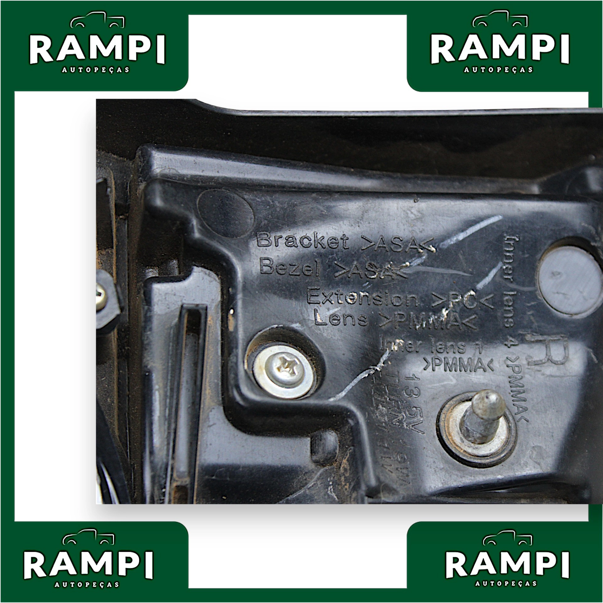 Lanterna Traseira Direita toyota Hilux SW4 SRX 2023