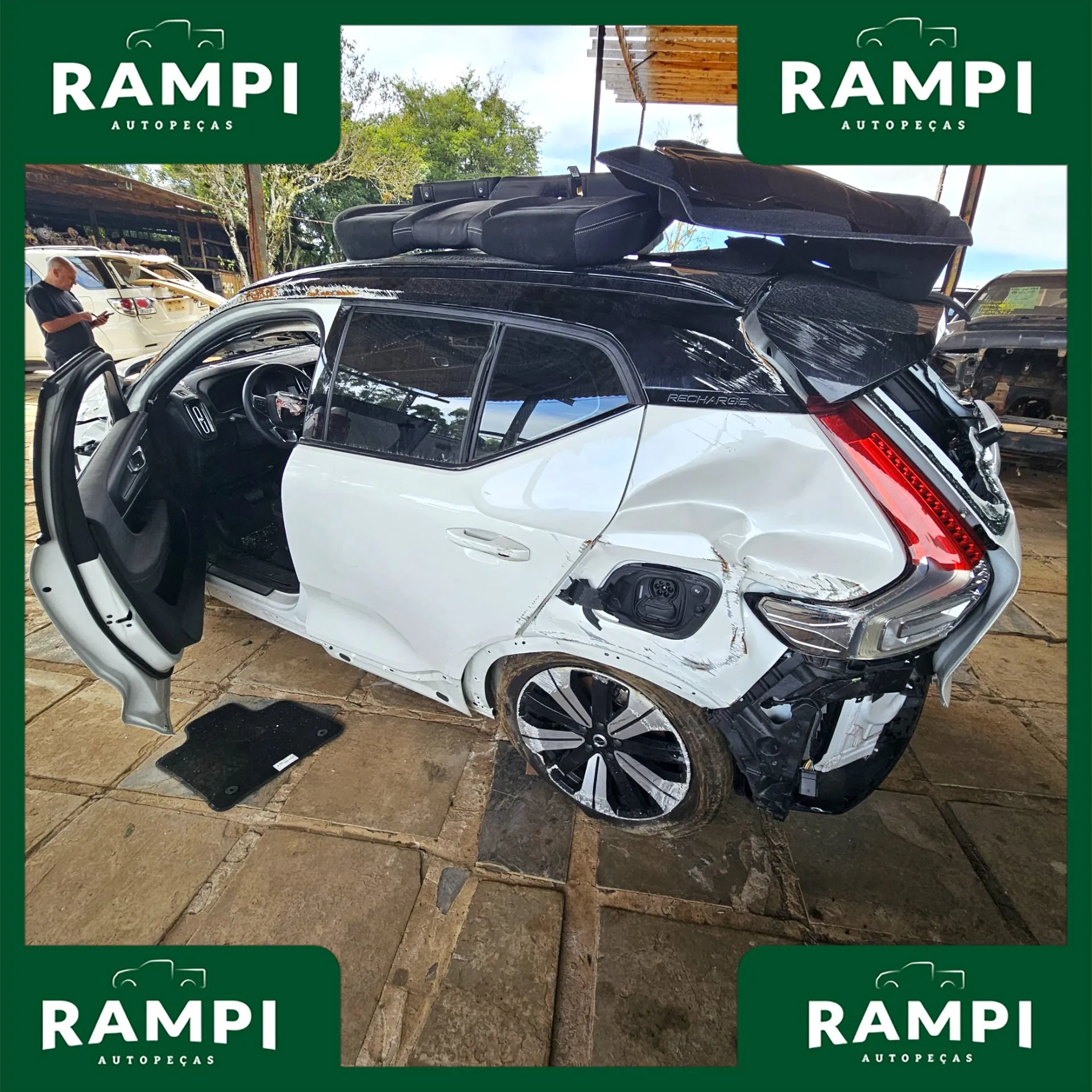 Volvo XC40 2023 P6 100% Elétrico 231cv